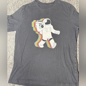 Astronaut with BoomBox Graphic T-Shirt xl xxl